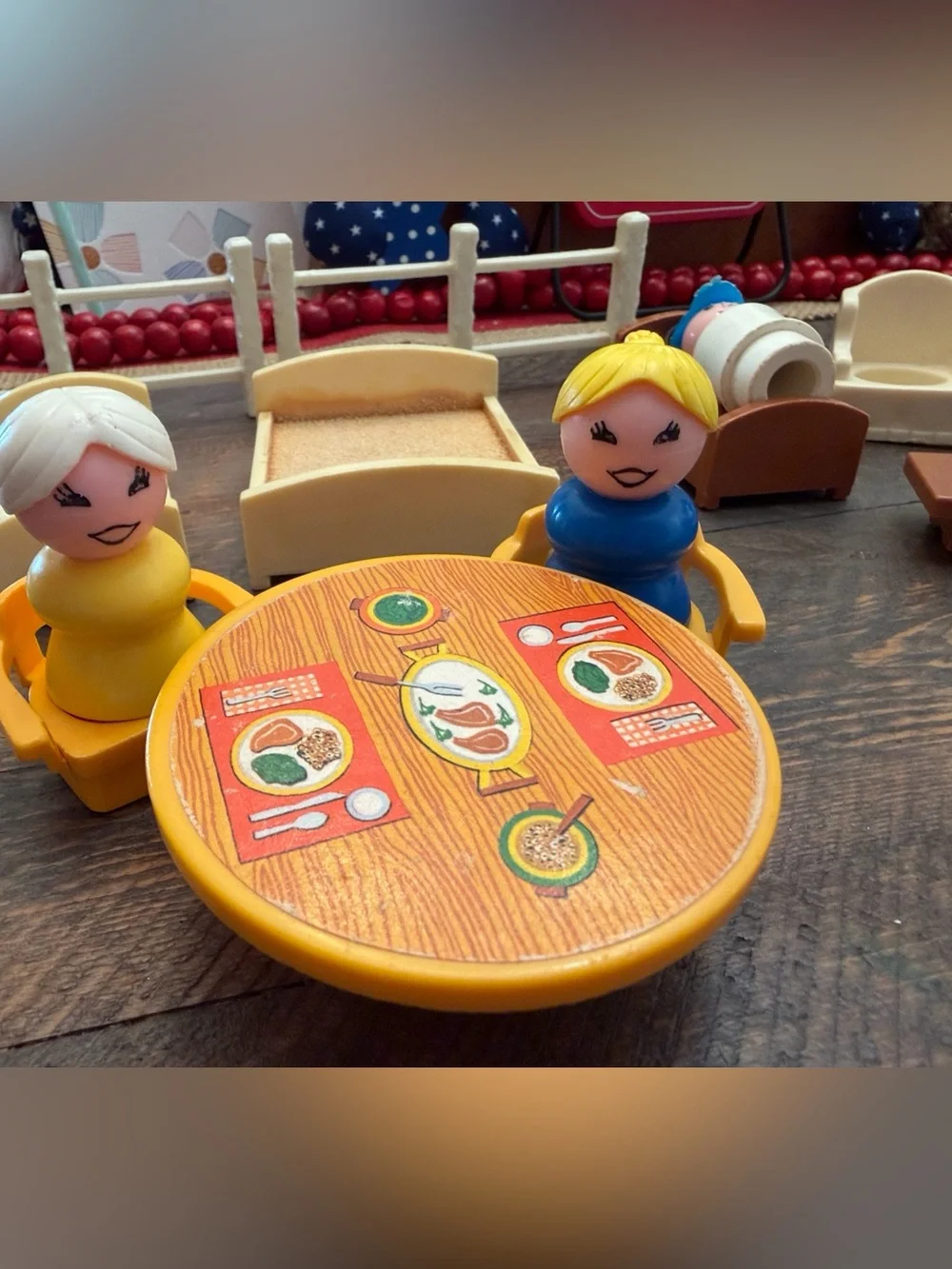 Lot of 14 fisher price original little people table old lady boy girl GUC + barn